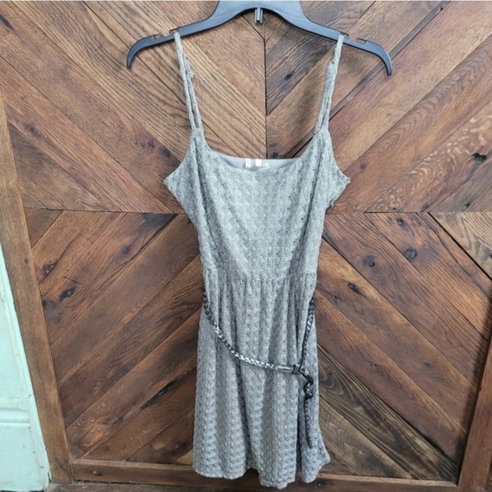 Studio Y Gray Textured Spaghetti-Strap Mini Dress with Braided Belt Medium